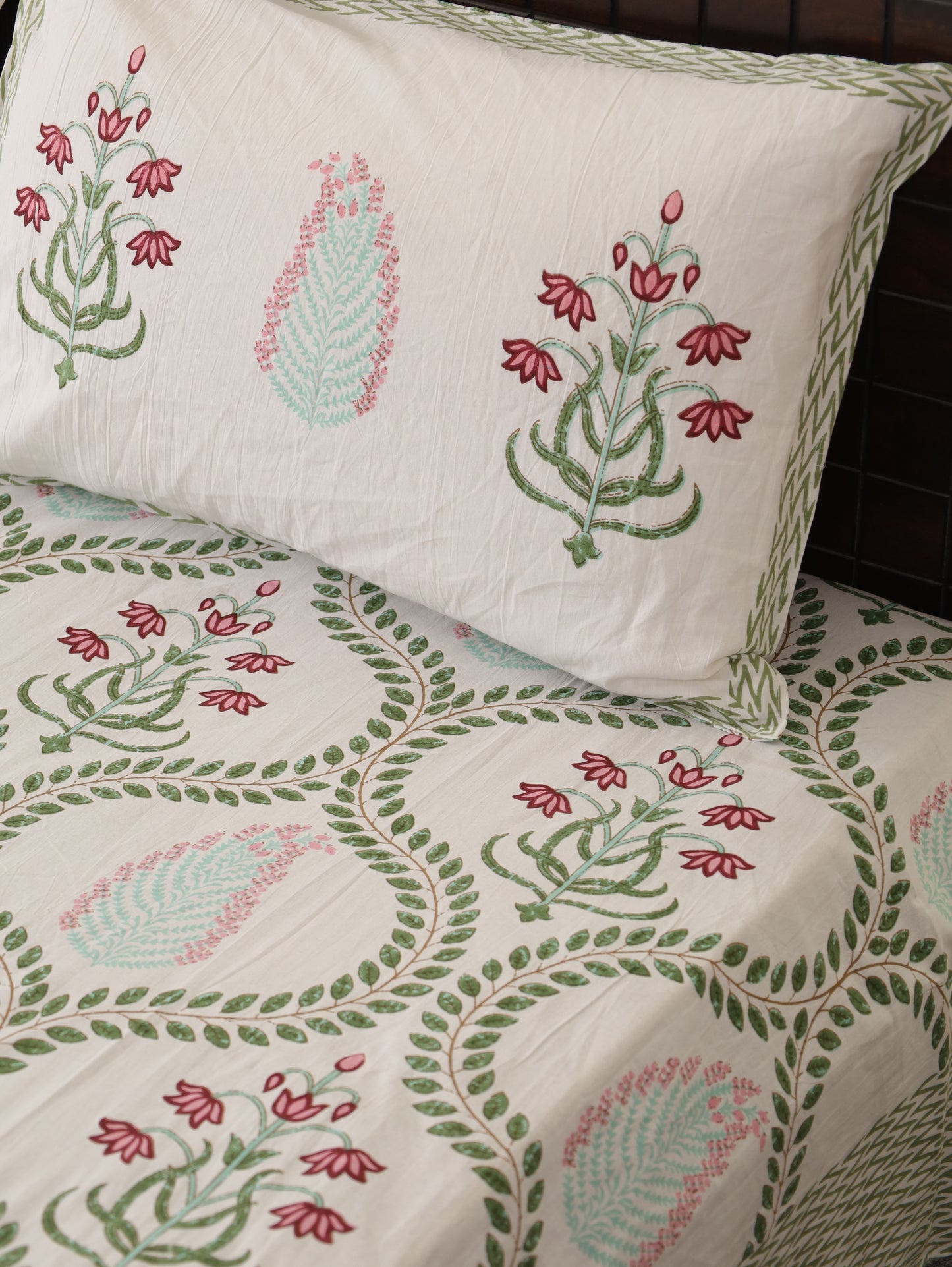 Chandni Phool Hand Block Printed Queen Size Bedsheet