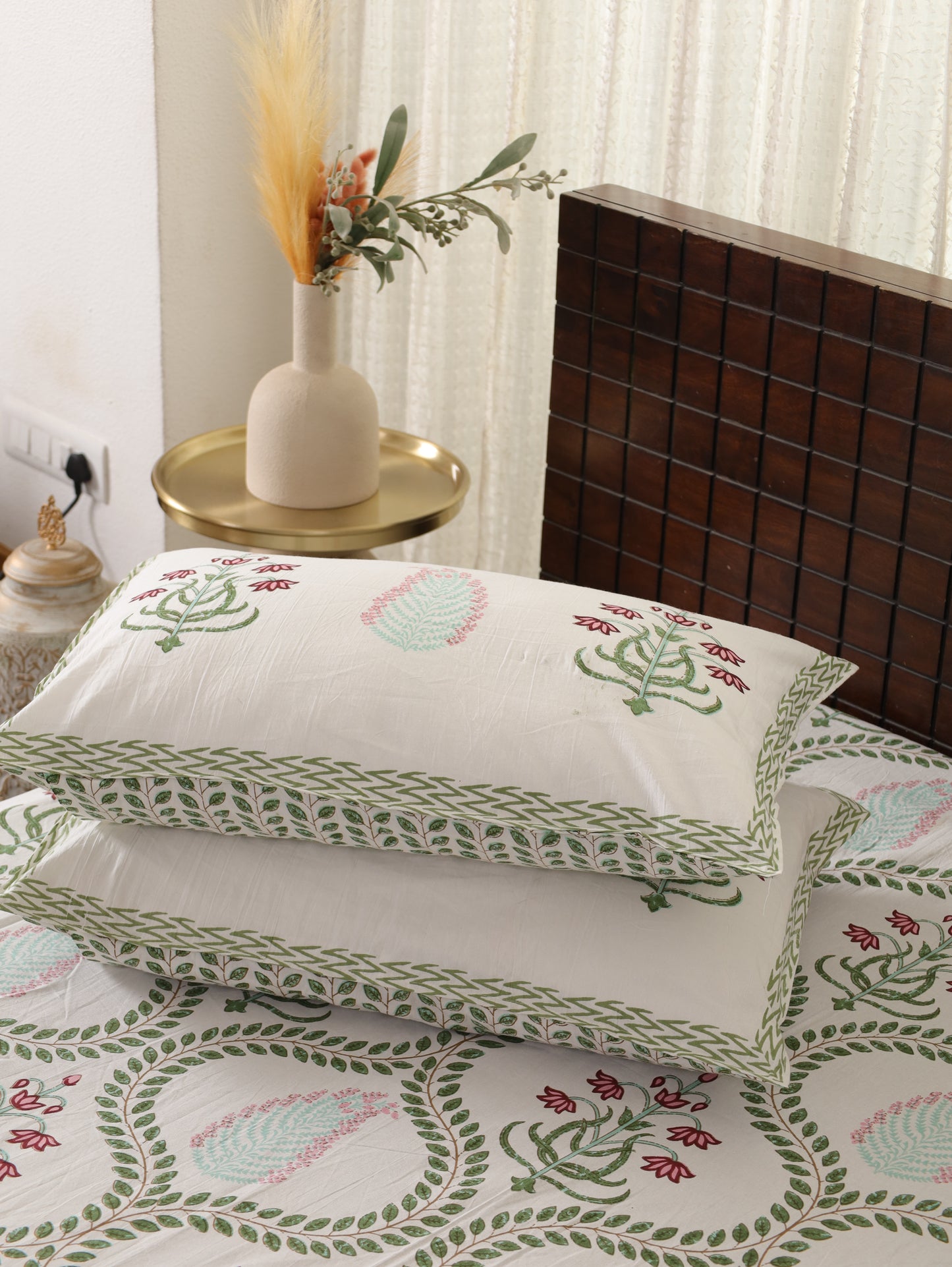 Chandni Phool Hand Block Printed Queen Size Bedsheet