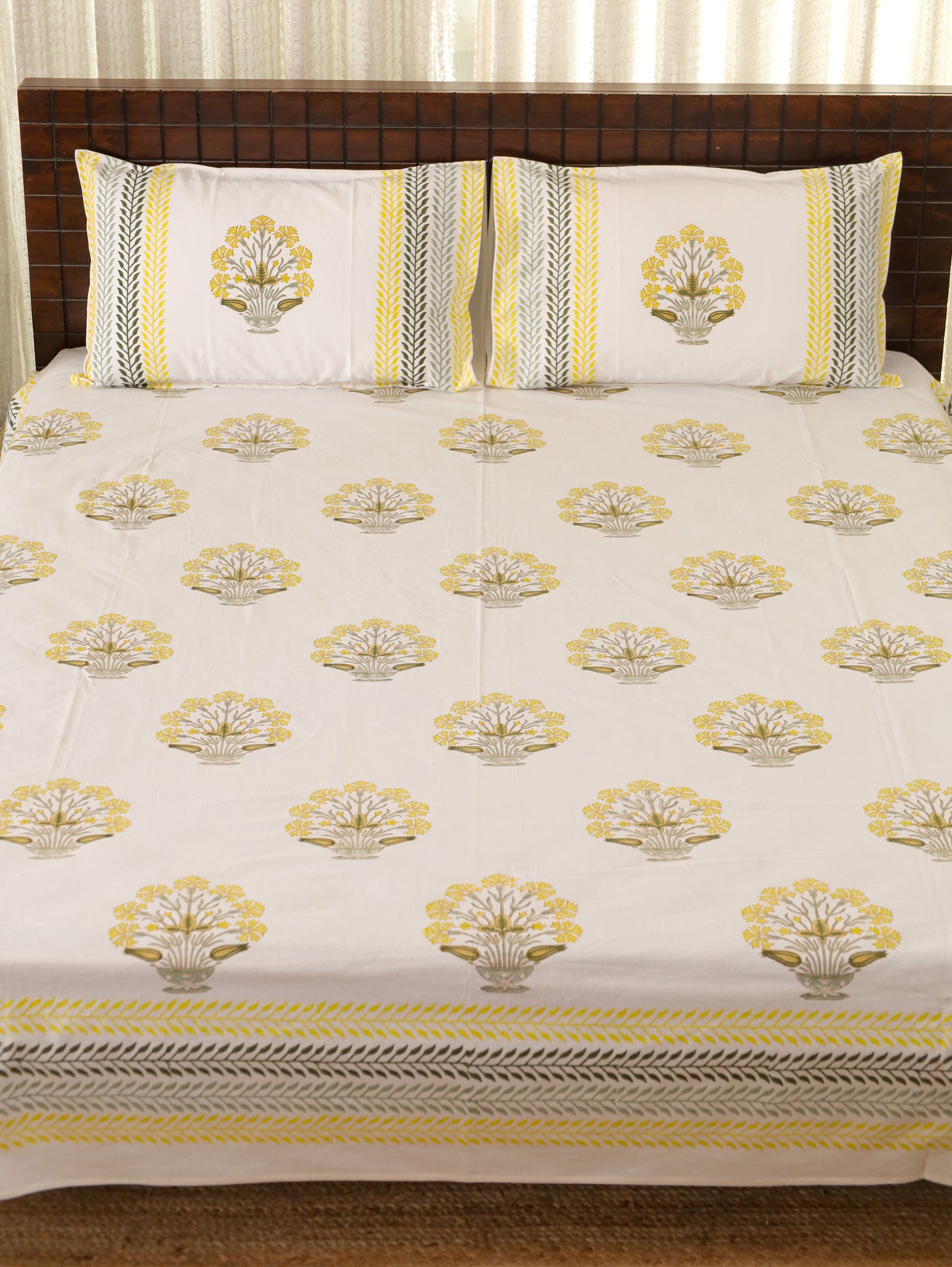 Haldi Baagh Hand Block Printed Queen Size Bedsheet
