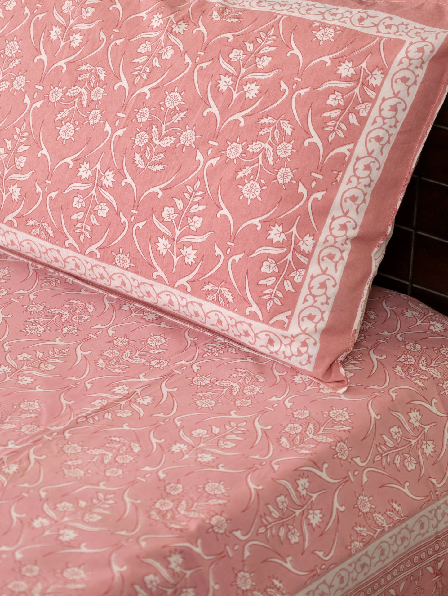 Gulaabi Dhaga Hand Block Printed Queen Size Bedsheet